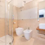 فندق مبيت وإفطار The Attico